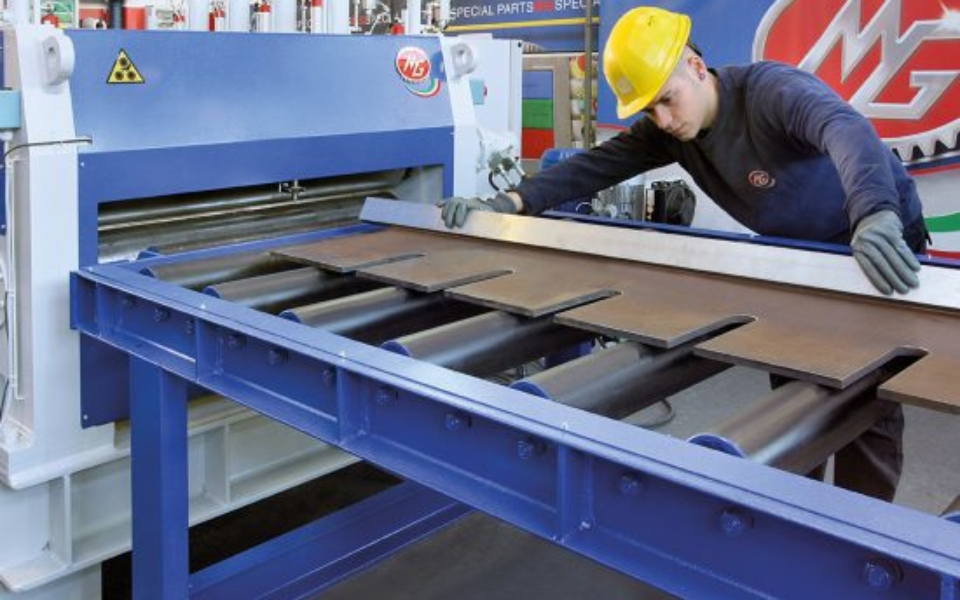 Plate straightening machine03